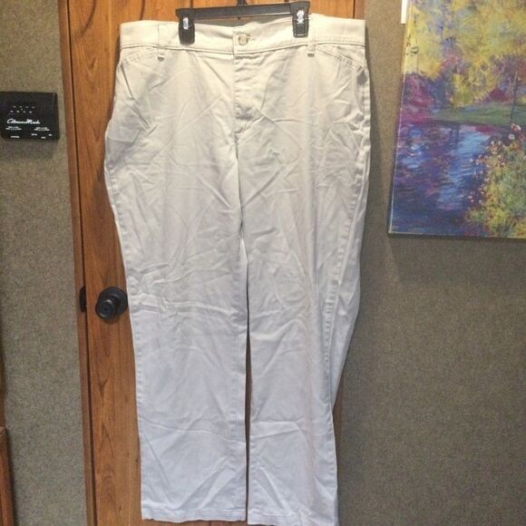 Chaps Ralph Loren White Cropped Slacks Sz 14 - Picture 3 of 11
